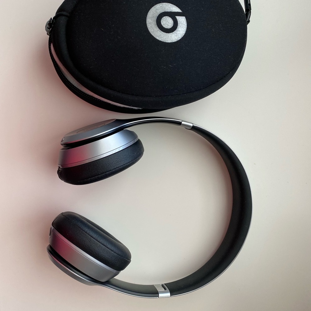 Beats solo wireless